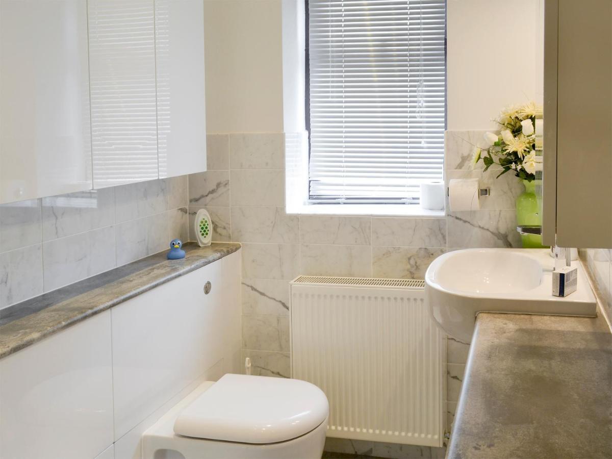 Denton House Villa Ravenscar Esterno foto