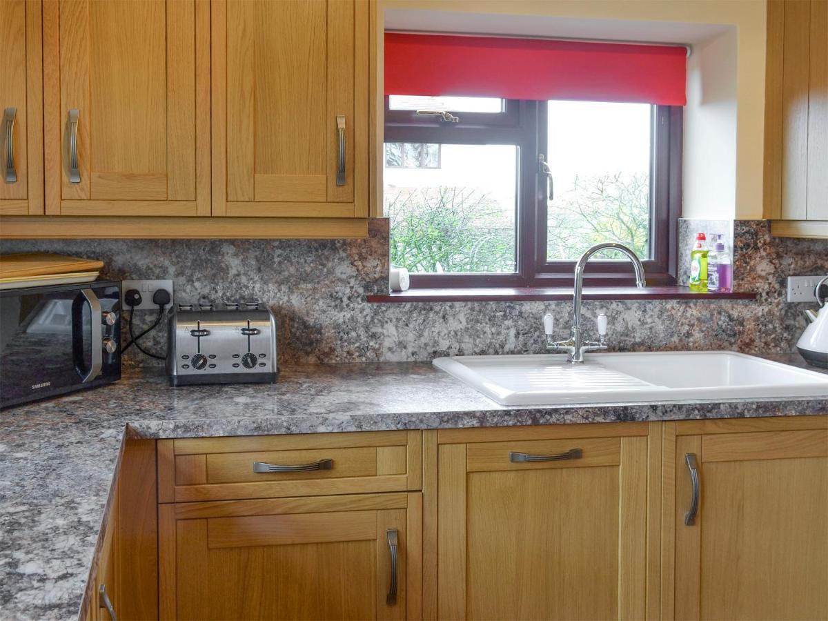 Denton House Villa Ravenscar Esterno foto